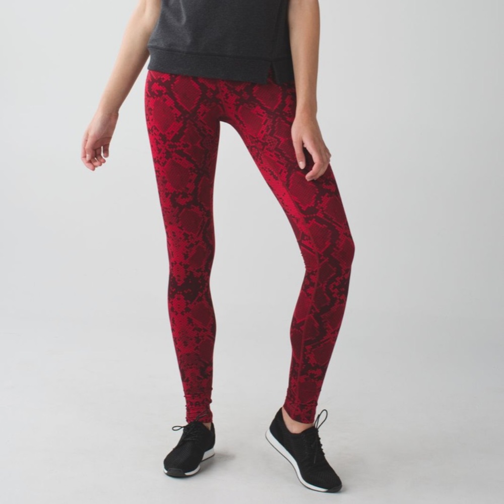 Lululemon red snakeskin leggings size 4